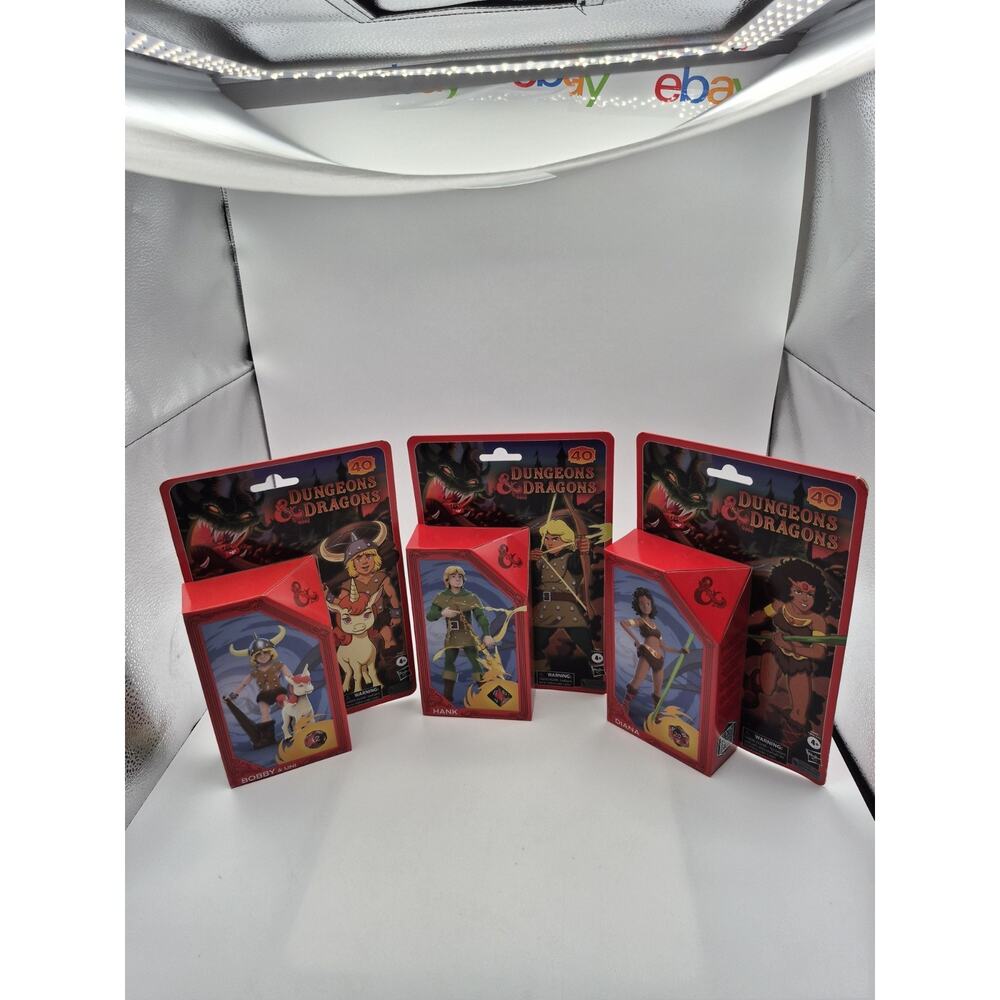 Dungeons & Dragons 40th Anniversary Bobby & Uni, Diana, Hank Action Figure New